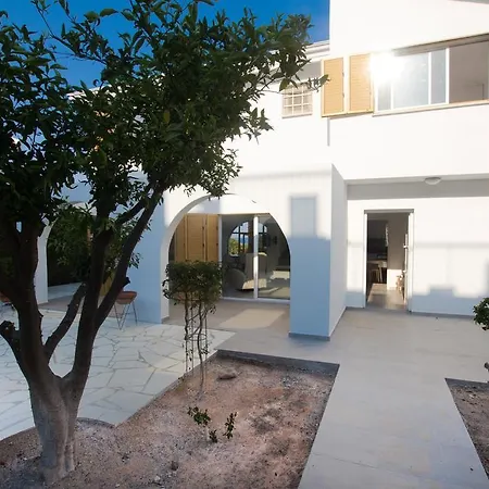 Villa Fig Tree Bay 2 Protaras