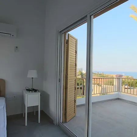 Villa Fig Tree Bay 2 Protaras