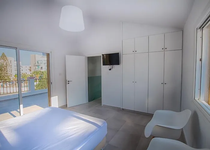 Fig Tree Bay 2 Protaras