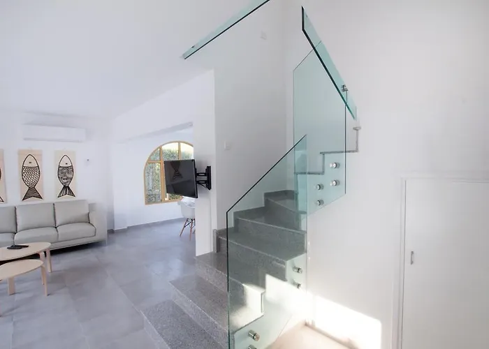 Вилла Fig Tree Bay 2 *